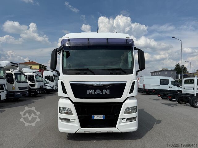 Standard road tractor MAN TGX 18.480