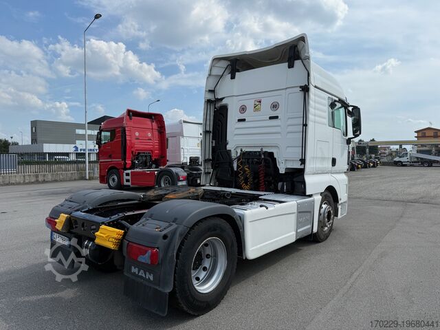 Standard road tractor MAN TGX 18.480