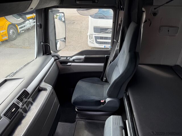 Standard road tractor MAN TGX 18.480