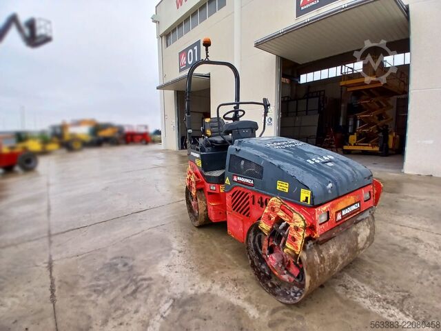 Roller BOMAG BW120AD4