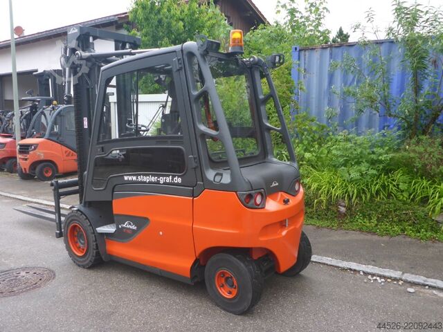 Electric 4-wheel forklift Linde E50 HL -01/600