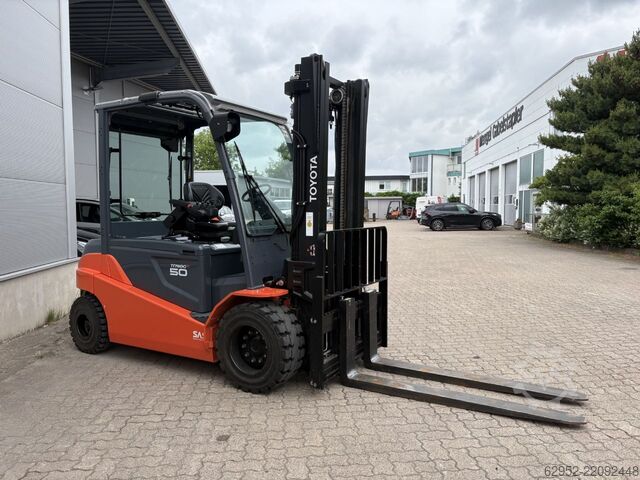 Electric 4-wheel forklift Toyota 8 FBMT 50, 280h!