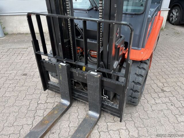 Electric 4-wheel forklift Toyota 8 FBMT 50, 280h!