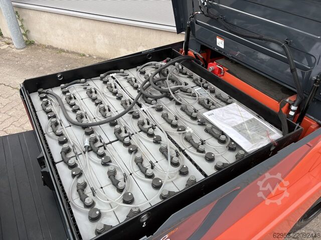 Electric 4-wheel forklift Toyota 8 FBMT 50, 280h!