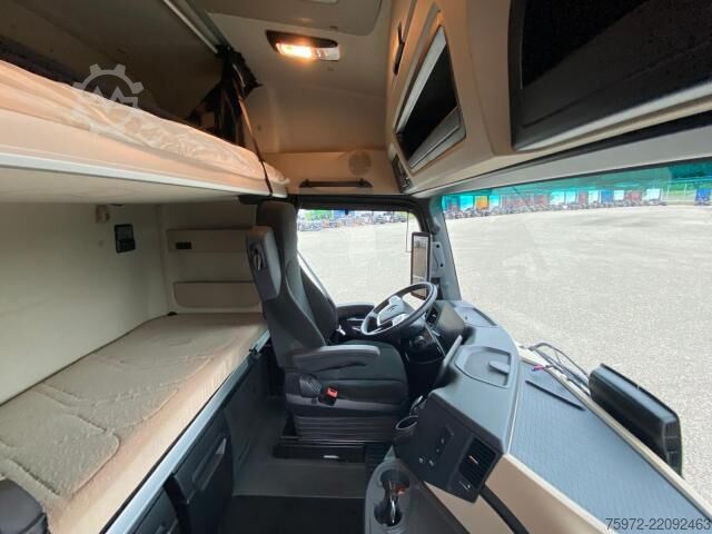 Standard tractor unit  Actros 1848 LS nRL Low Liner