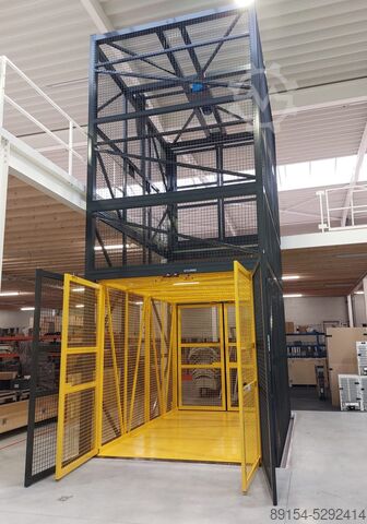 STAPRO made-to-measure freight elevator or freight lifter STAPRO Goederenlift of Goederenheffer op maat