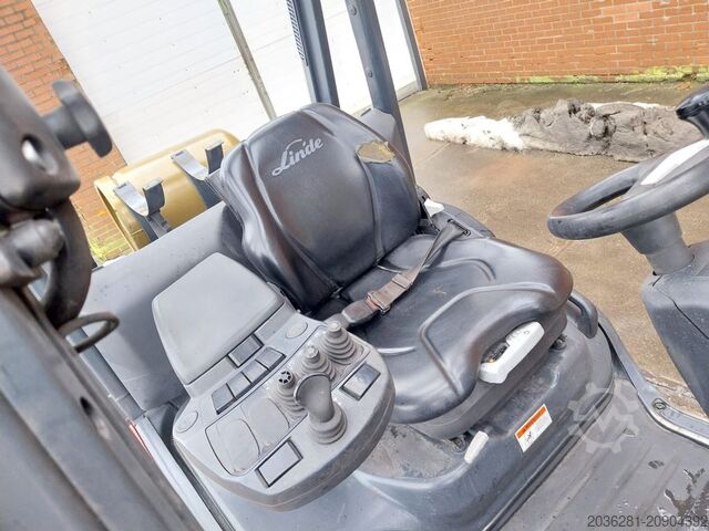 LPG Forklifts Linde H30T