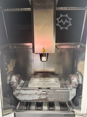 Universal machining center HERMLE B 300 U