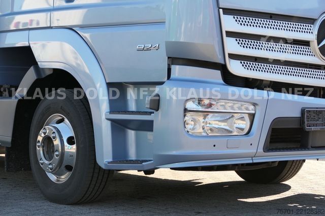 Car carrier truck MERCEDES-BENZ Atego 924 geschloss. Autotransporter Standklima
