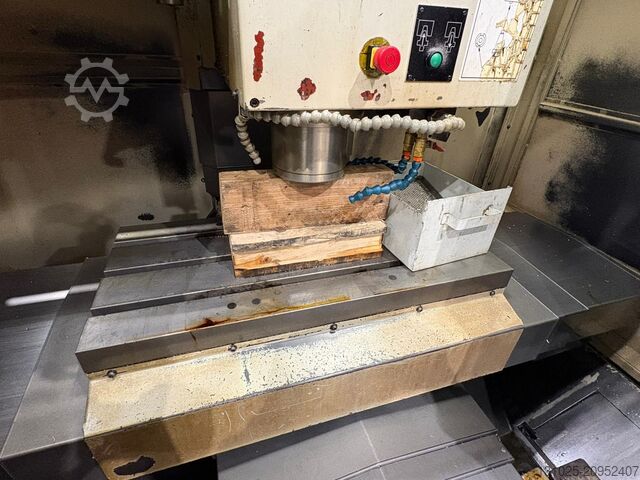 Vertical machining center HURCO VM1