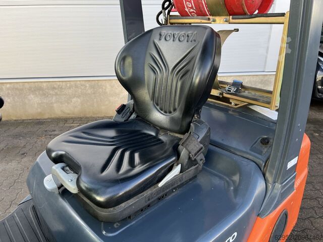 LPG Forklifts Toyota 02-8 FGF 18