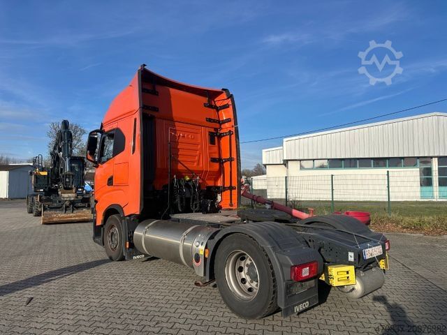 Standard tractor unit IVECO Stralis AS 460 / LNG / Retarder / Standklima