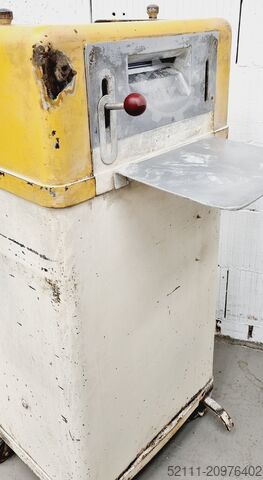 Croissant shaping machine Werner & Pfleiderer WP 300