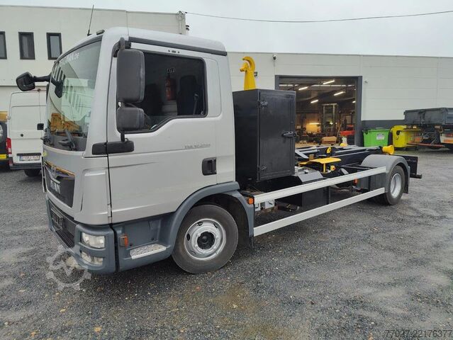 Hakenarmsystem MAN TGL 12.250 with NEW Containersystem / Hooklift ...