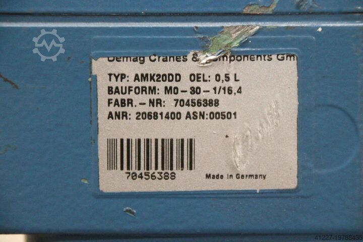 Getriebemotor 0,13/0,50 kW 45/131 U/min DEMAG ZBF80A8/2B020