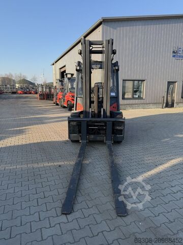 Diesel Forklift Linde H50D-02