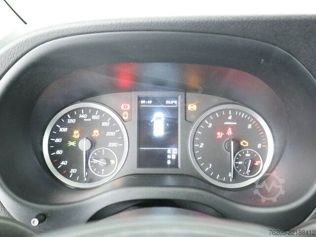 Panel van Mercedes-Benz Vito 114 CDI Kasten Lang AHK AUT DynLicht Kam.