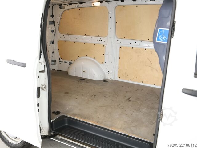 Panel van Mercedes-Benz Vito 114 CDI Kasten Lang AHK AUT DynLicht Kam.