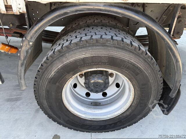 Autokran Iveco Eurocargo 150E18 Pritsche+Kran Amco Veba