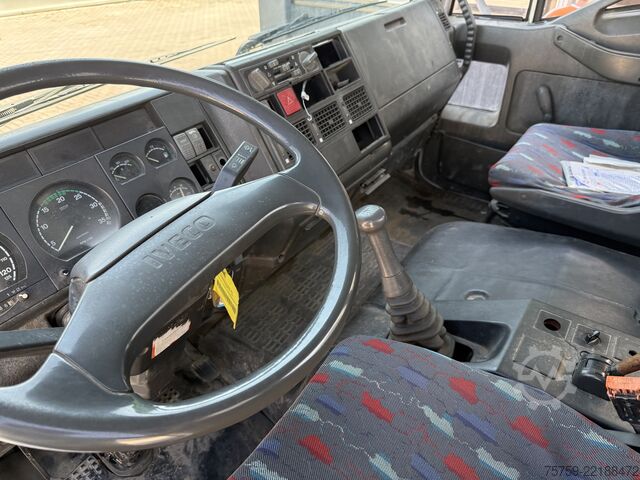 Autokran Iveco Eurocargo 150E18 Pritsche+Kran Amco Veba