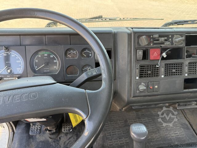 Autokran Iveco Eurocargo 150E18 Pritsche+Kran Amco Veba