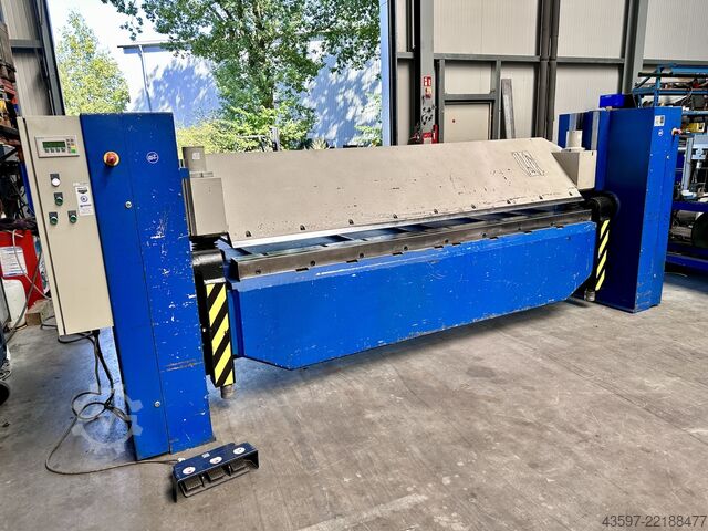 Sheet metal folder OZAMECH KM 3000x6 mm