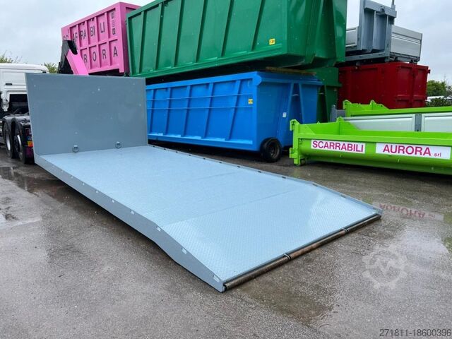 Abrollcontainer CONTAINER A PIANALE SENZA SPONDE CON CODA A ZERO P