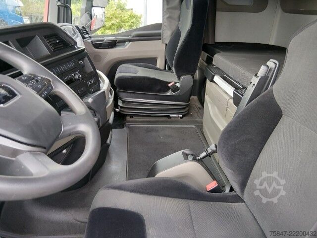 Standard tractor unit MAN TGX 18.470 BL Kipphydraulik Retarder Alu
