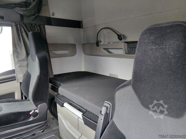 Standard tractor unit MAN TGX 18.470 BL Kipphydraulik Retarder Alu