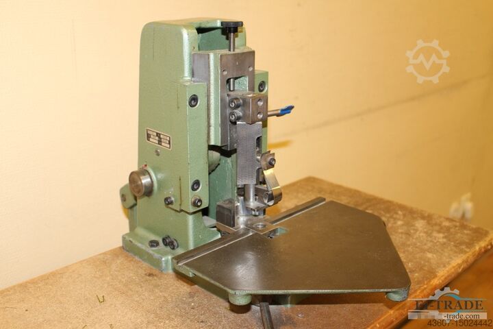 Corner Pulling Machine BEIER EZf