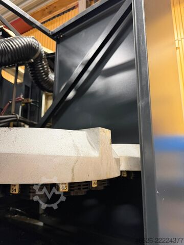Universal machining center DMG MORI DMU 60 eVo