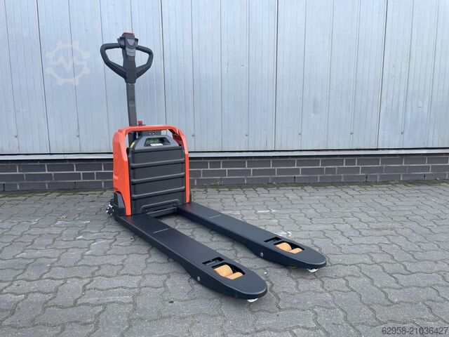 Niederhubwagen Toyota Tyro LHE150 | Demo unit - only 5 working hours