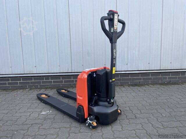Niederhubwagen Toyota Tyro LHE150 | Demo unit - only 5 working hours