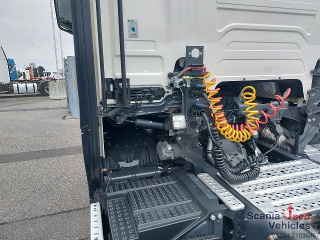 Volumen SZM Scania R 460 A4x2EB Volumen MEGA Jumbo