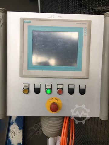 Palletizer for trays and bags Meypack Kuka Kuka KR 180-2PA