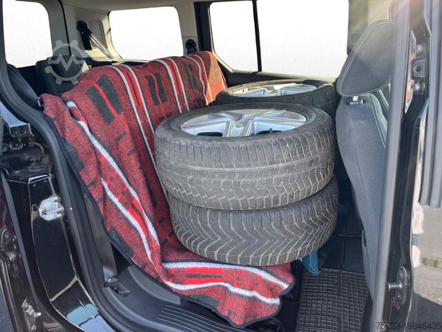Kleinbus Ford Grand Tourneo Connect Titanium 7-Sitzer Klima Pano Kamera Verkauf nur an Gewerbe