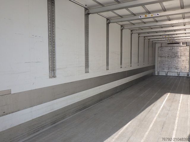 Reefer semitrailer SCHMITZ CARGOBULL SKO 24/L FP 45 Multitemp/Doppelst./LBW 3to./Lift