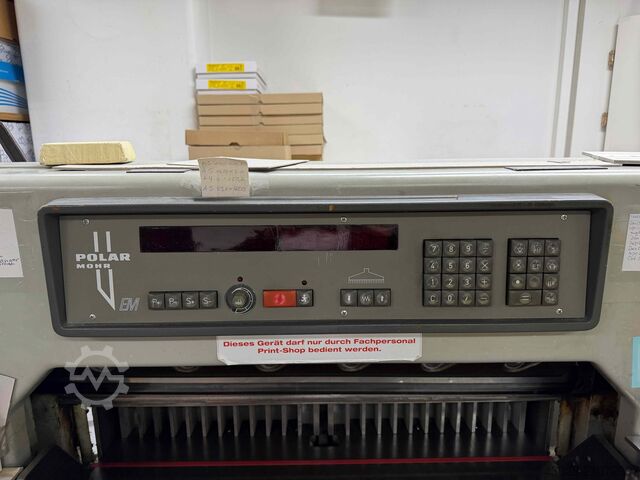 SCHNEIDEMASCHINE POLAR 76 EM