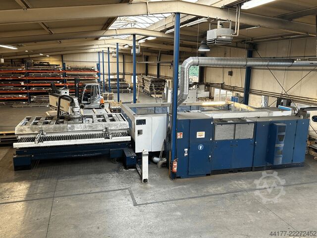 Laserschneidanlage Trumpf TruLaser 3040 mit LiftMaster