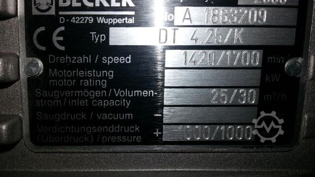 Pressure pump rotary vane compressor 25 m / h Becker DT 4.25 / K