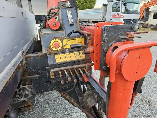 Pritschenwagen Mercedes-Benz 817/42AT7 Palfinger PK 5000 B Werkstatt