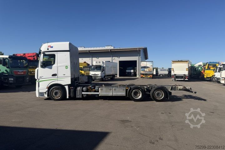 Special purpose truck Mercedes-Benz Actros 2545 6x2 BDF / Swiss-Vehicle