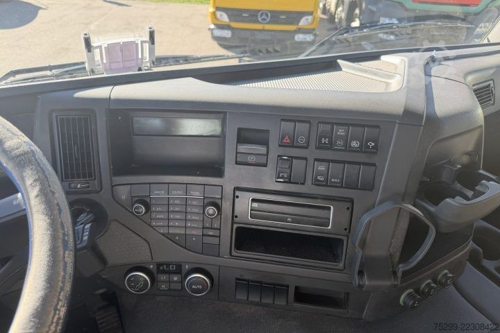 Tipper truck  FMX-500 10x4R Rückwärtskipper / Swiss-Vehicle