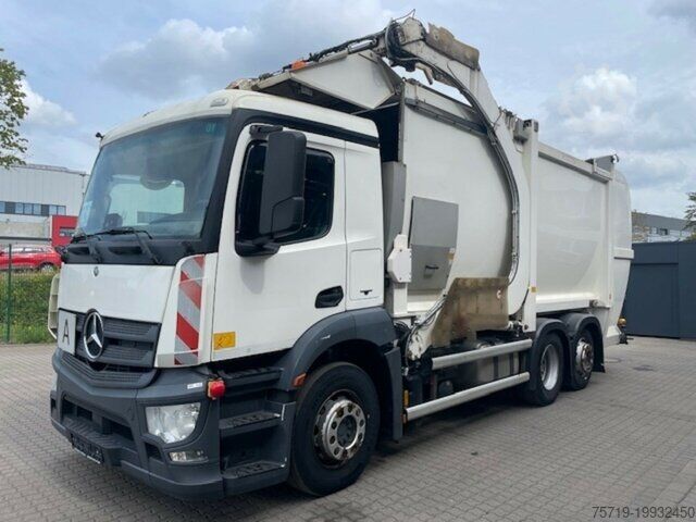 Garbage truck Mercedes-Benz 2533 6x2 Antos HS-Überkopflader