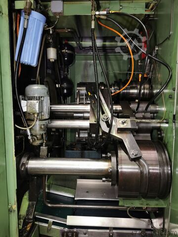 Multi-spindle automatic lathe Schuette SF81