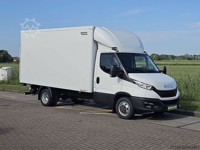Suitcase IVECO DAILY 35C16 Bakwagen Laadklep!
