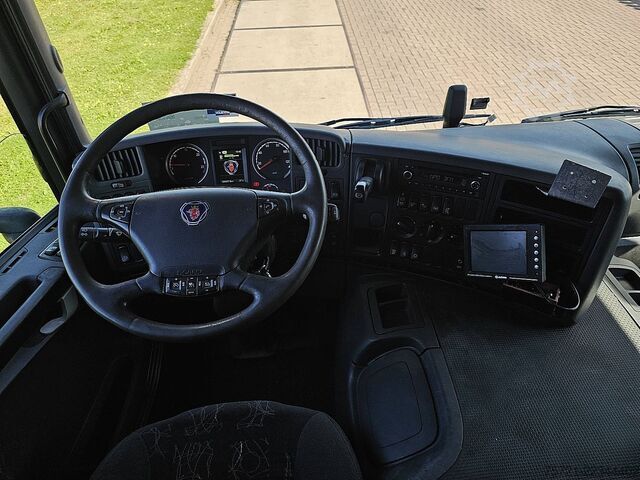 Suitcase SCANIA P280 6x2*4