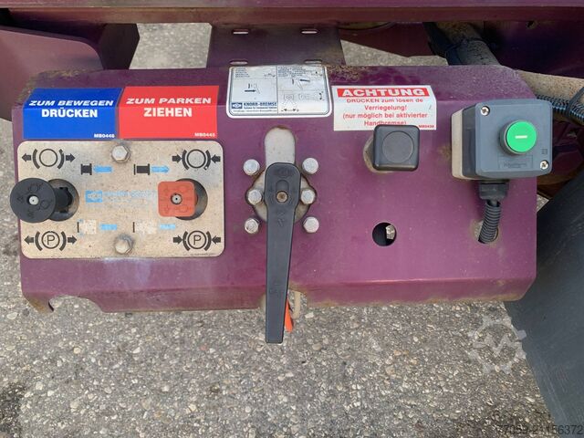 Swap body semitrailer DENNISON Extendable 1x20'/2x20' /1x40'  (6.X)