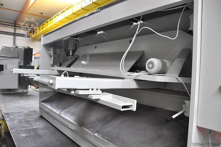 Hydraulische Tafelscheren LVD HSL 3100 x 13 mm