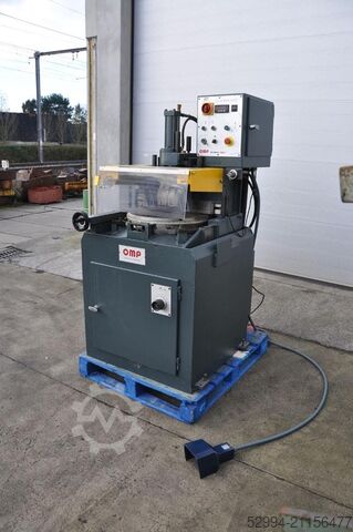Kreis- und Schleif-Kaltsägemaschinen OMP Ipematic 425 S
